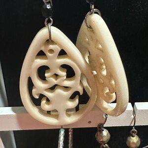 Vintage 70s style off white